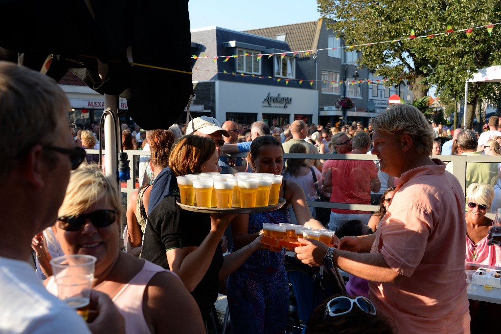 ../Images/Zomercarnaval Noordwijkerhout 304.jpg